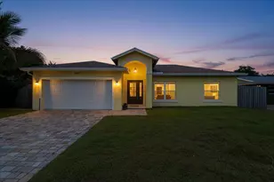 3037 SE Iris St, Stuart, FL 34997 - Photo 4