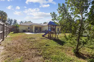 3037 SE Iris St, Stuart, FL 34997 - Photo 32