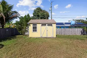 3037 SE Iris St, Stuart, FL 34997 - Photo 34