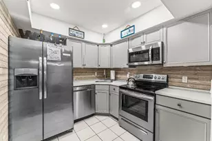 950 S Kanner Hwy, Stuart, FL 34994 - Photo 4
