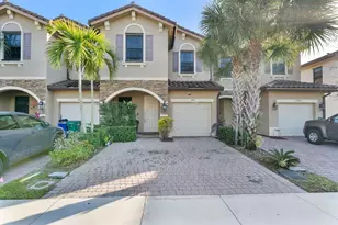 5438 NW 27th St, Margate, FL 33063 - Photo 1