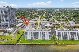 301 Lake Shore Dr, Lake Park, FL 33403 - Photo 4