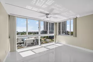 301 Lake Shore Dr, Lake Park, FL 33403 - Photo 12