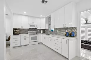 836 Ridgewood Dr, West Palm Beach, FL 33405 - Photo 10