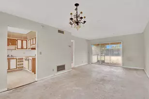 835 Salem Ln, Lake Worth, FL 33467 - Photo 18