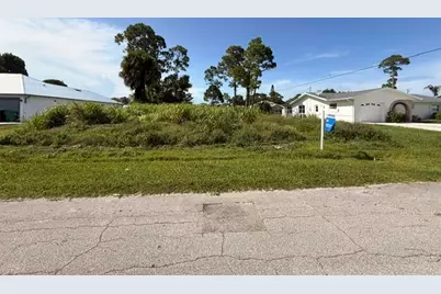541 NW Placid Avenue, Port Saint Lucie, FL 34983 - Photo 2
