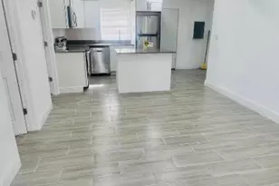 2360 NW 2nd Street St, Pompano Beach, FL 33069 - Photo 2