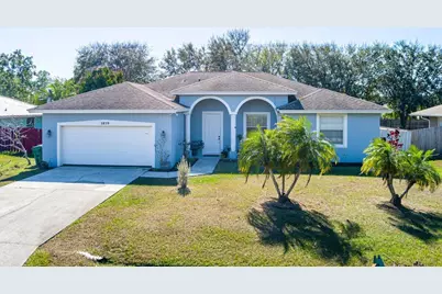 5859 NW Cullom Circle, Port Saint Lucie, FL 34986 - Photo 2