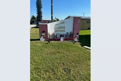 501 W Baines Terrace, Pahokee, FL 33476 - Photo 2
