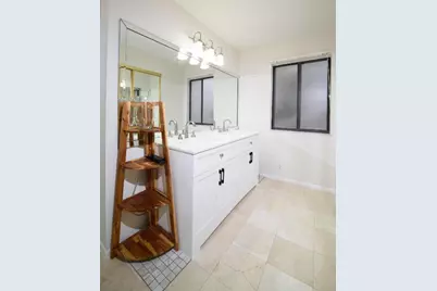 6595 Parkview Drive #F, Boca Raton, FL 33433 - Photo 8