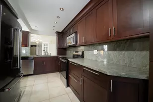 6595 Parkview Dr, Boca Raton, FL 33433 - Photo 6