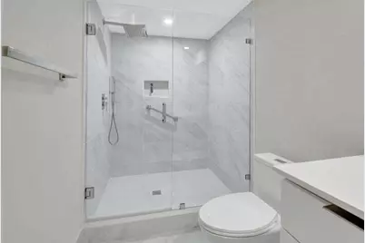 725 Burgundy P #725, Delray Beach, FL 33484 - Photo 14