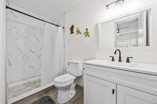 907 Antigua Ave, Fort Pierce, FL 34982 - Photo 18