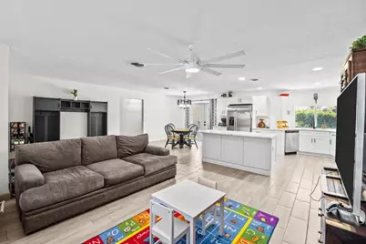 907 Antigua Avenue, Fort Pierce, FL 34982 - Photo 8