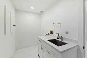 20221 NW 8th St, Pembroke Pines, FL 33029 - Photo 20