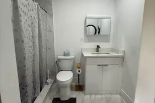 20221 NW 8th St, Pembroke Pines, FL 33029 - Photo 44