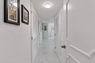 5280 N Ocean Dr, Riviera Beach, FL 33404 - Photo 32