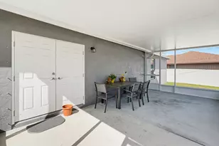 521 NW Colonial St, Port Saint Lucie, FL 34983 - Photo 32