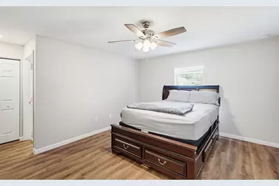 521 NW Colonial Street, Port Saint Lucie, FL 34983 - Photo 16