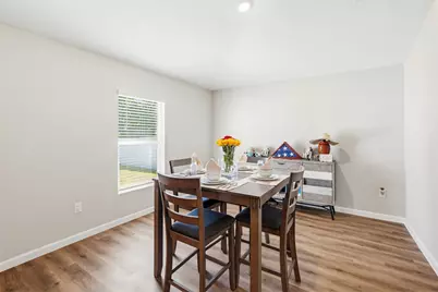 521 NW Colonial Street, Port Saint Lucie, FL 34983 - Photo 10