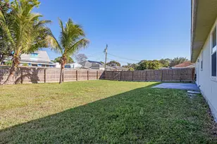 756 18th Pl SW, Vero Beach, FL 32962 - Photo 32