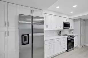 955 Egret Cir, Delray Beach, FL 33444 - Photo 2