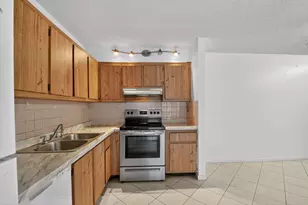 176 Woodland Rd, Lake Worth Beach, FL 33461 - Photo 16