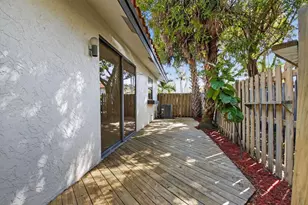 5845 Fox Hollow Dr, Boca Raton, FL 33486 - Photo 22