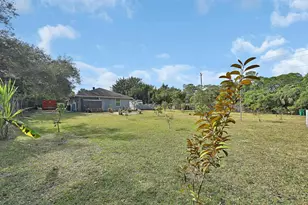2404 Dade Rd, Fort Pierce, FL 34982 - Photo 40