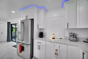 2404 Dade Rd, Fort Pierce, FL 34982 - Photo 8