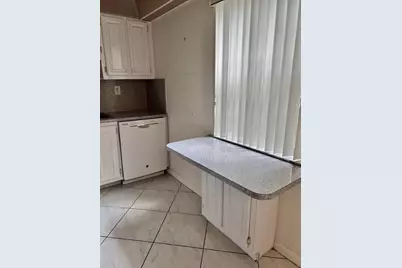 541 Burgundy L #541, Delray Beach, FL 33484 - Photo 4