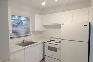 [Address not provided], West Palm Beach, FL 33417 - Photo 2