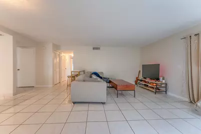 720 N Dixie Highway #603, Lantana, FL 33462 - Photo 8