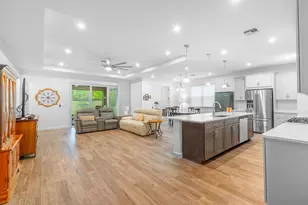 12151 SW Ameresque Wy, Port Saint Lucie, FL 34987 - Photo 8