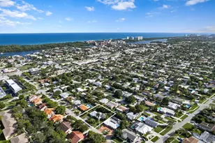 440 NE 38th St, Boca Raton, FL 33431 - Photo 22