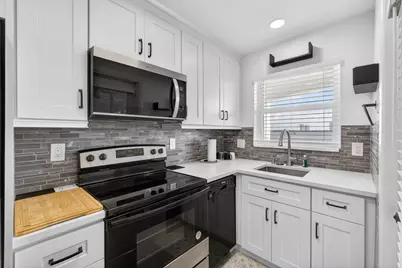 100 Shore Court #208, North Palm Beach, FL 33408 - Photo 20