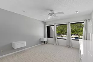 2435 Presidential Way, West Palm Beach, FL 33401 - Photo 24