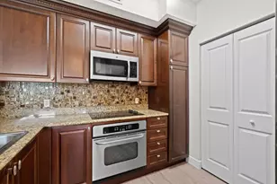 1660 Renaissance Commons Blvd, Boynton Beach, FL 33426 - Photo 10