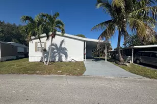 403 NW 50th Ct Lot 1415, Deerfield Beach, FL 33064 - Photo 2