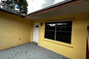 4326 Woodstock Dr, West Palm Beach, FL 33409 - Photo 10