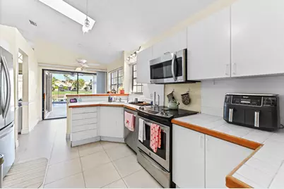 8078 Popash Court, Boynton Beach, FL 33472 - Photo 10