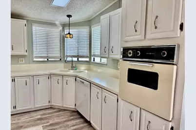 8203 Cinnamon Lane, Port Saint Lucie, FL 34952 - Photo 14
