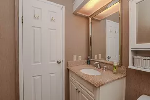 8203 Cinnamon Ln, Port Saint Lucie, FL 34952 - Photo 20
