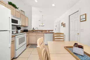 128 Pine Cone Dr, Davenport, FL 33897 - Photo 2