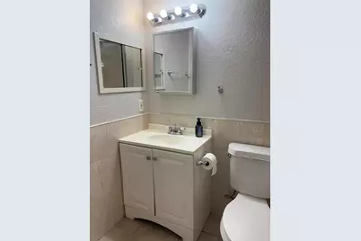 128 Norwich F, West Palm Beach, FL 33417 - Photo 10