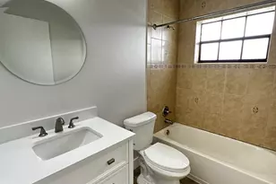 4326 Woodstock Dr, West Palm Beach, FL 33409 - Photo 8
