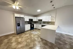 4326 Woodstock Dr, West Palm Beach, FL 33409 - Photo 8