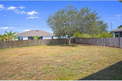 538 SW Baoy Avenue, Port Saint Lucie, FL 34953 - Photo 16