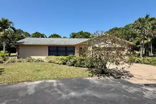 7107 181st Street N, Jupiter, FL 33458 - Photo 2
