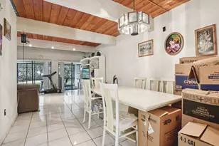 19232 NE 25th Ave, Miami, FL 33180 - Photo 14